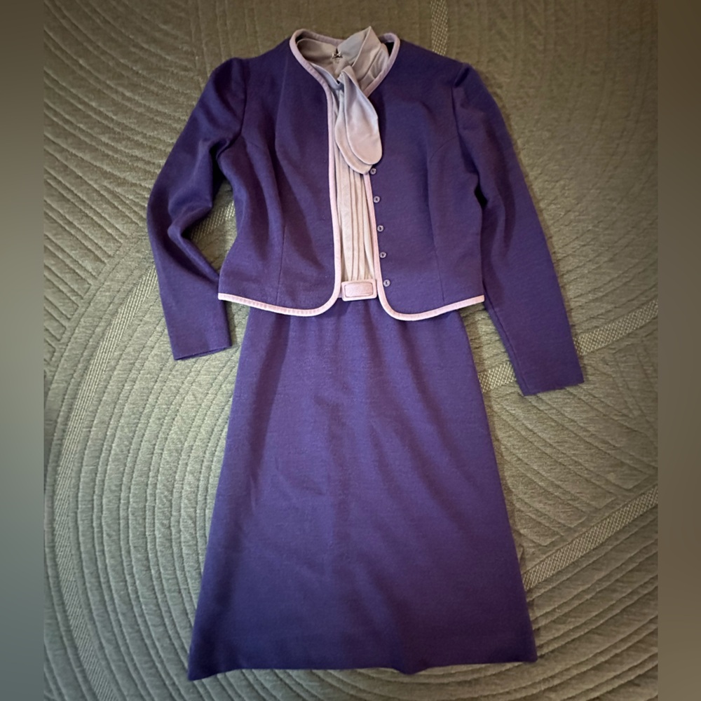 Vintage Purple Long-Sleeve Knit Dress with Contrast Trim